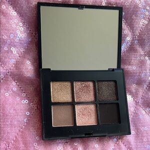 NARS Voyageur Eyeshadow Pallette Compact in Suede!